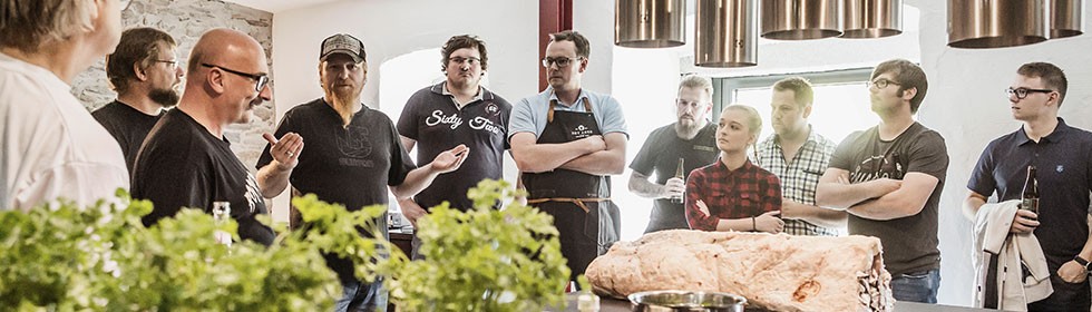 Interessierte Zuhörer beim Dry Ager Fleisch Seminar