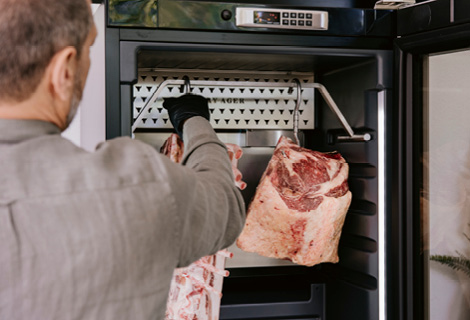 DRY AGER Reifeschrank befüllen